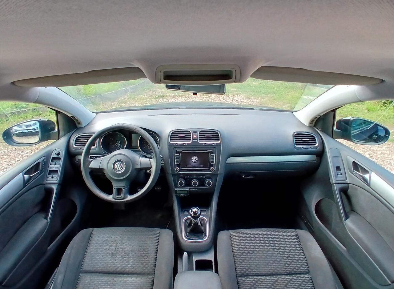 Volkswagen Golf 1.6 5p. Trendline BiFuel