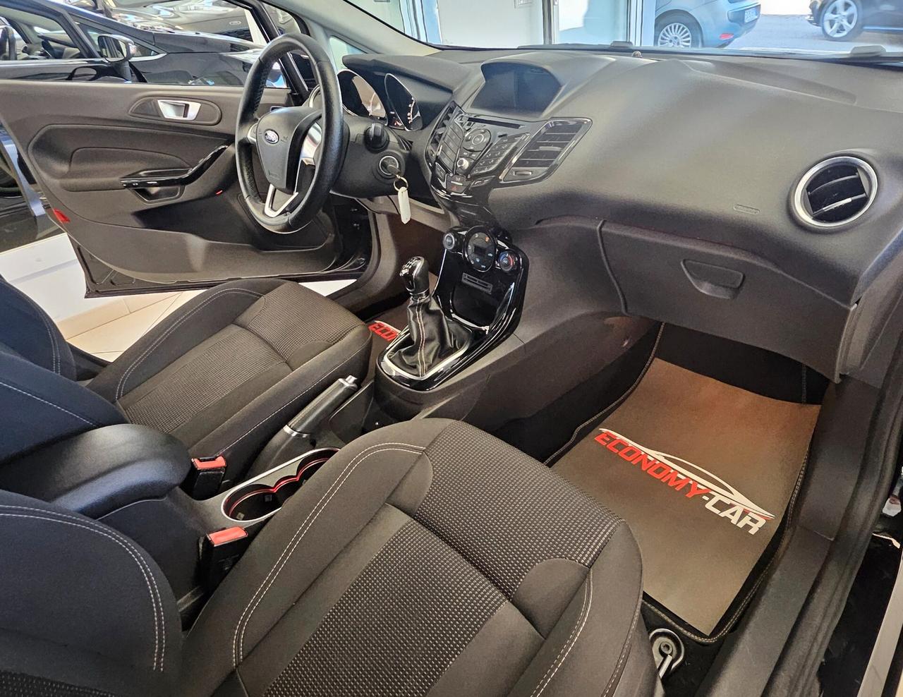 Ford Fiesta 1.5 TDCi 75CV 5 porte Titanium