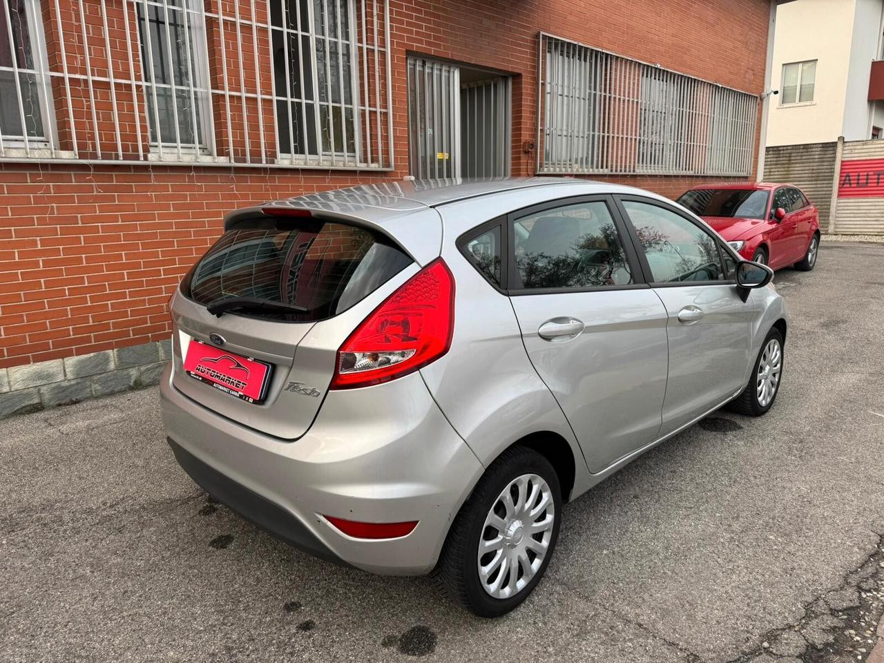 Ford Fiesta 1.4 TDCi 70CV 5 porte