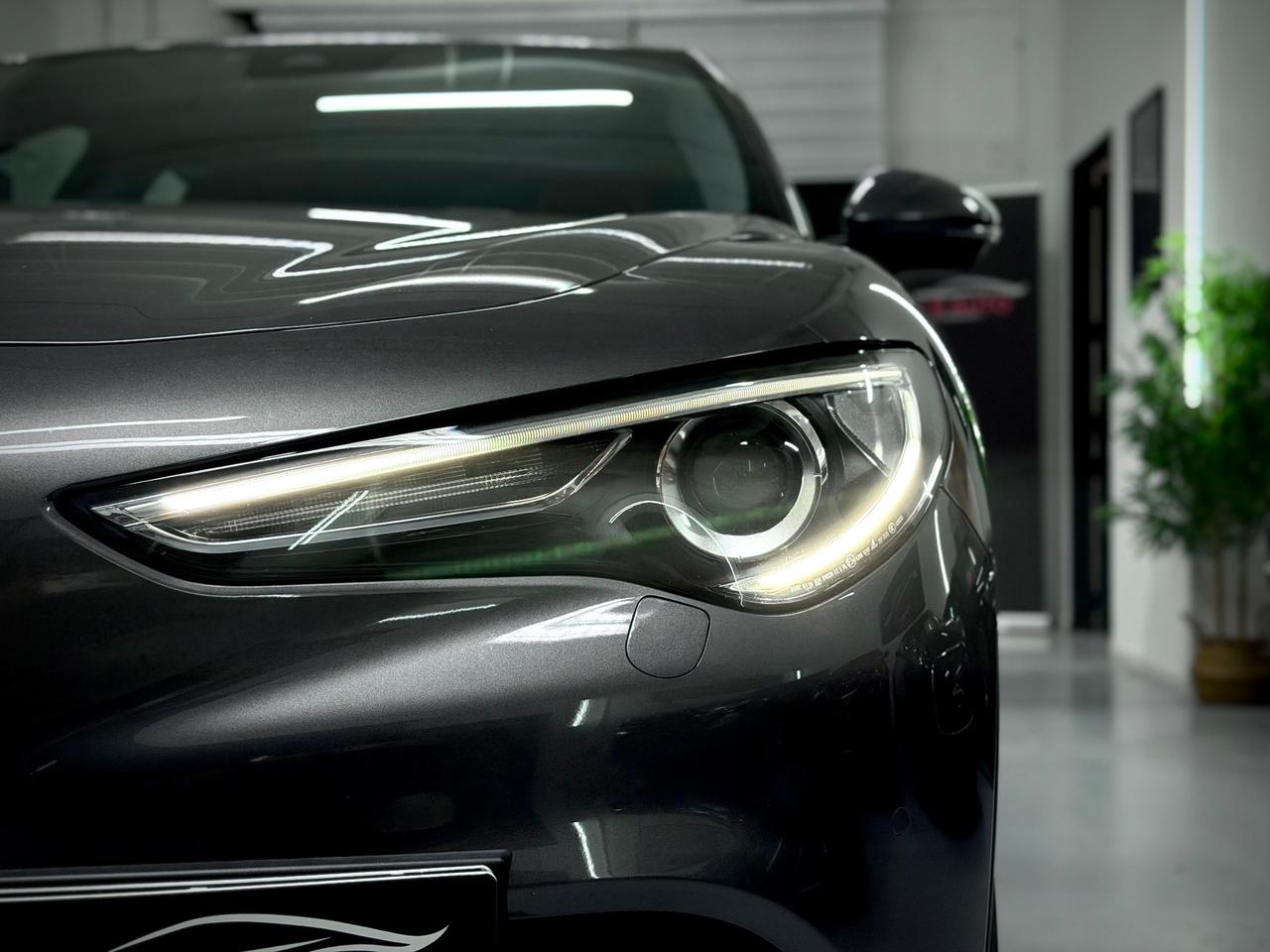 Alfa Romeo Stelvio 2.2 Turbodiesel 190 CV AT8 RWD Executive