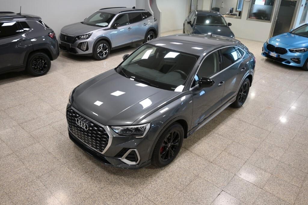 Audi Q3 35 TDI S tronic Business Advanced