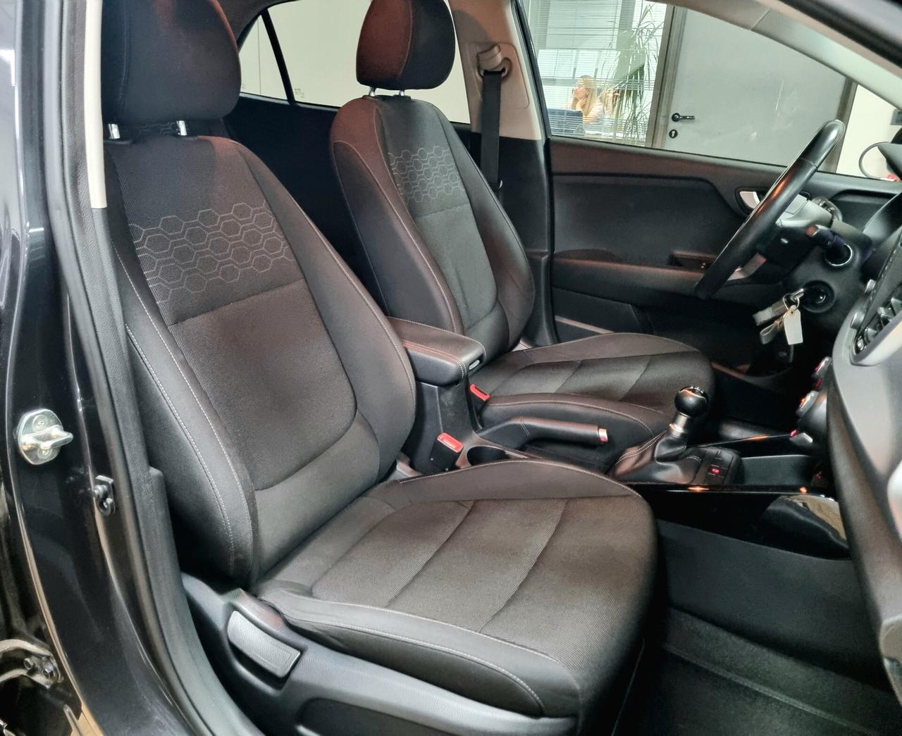 KIA RIO 1.2 BENZINA/GPL 82CV 5p. COOL