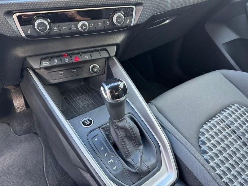 Audi A1 A1 citycarver 30 TFSI S tronic, FULL LED, RETROCAMERA