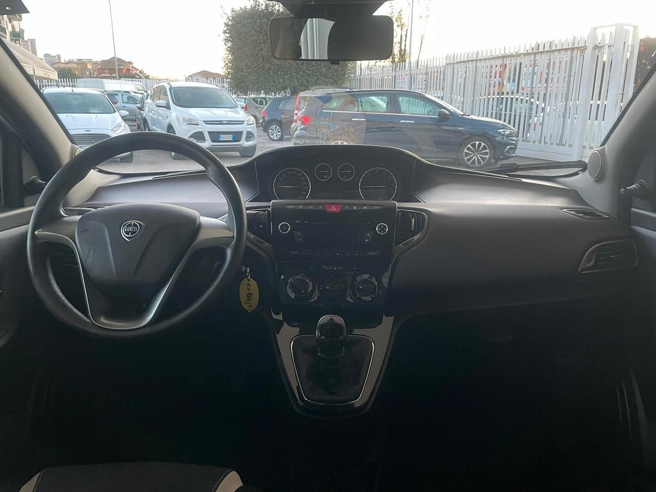 Lancia Ypsilon 1.2 69 CV 5 porte GPL Ecochic Gold