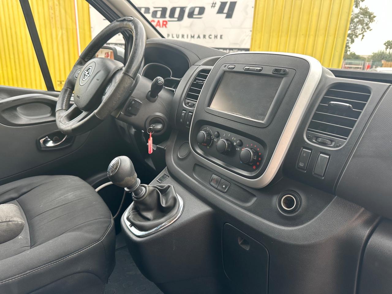 OPEL VIVARO *1.6*120CV*BITURBO*9 POSTI*NAVI*MANUALE*