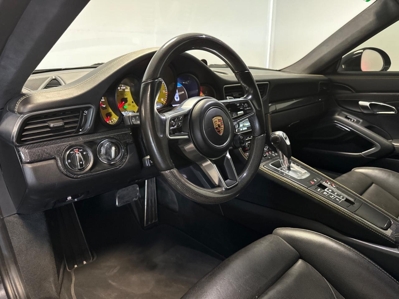 PORSCHE 911 3.8 TURBO S 560CV COUPE'