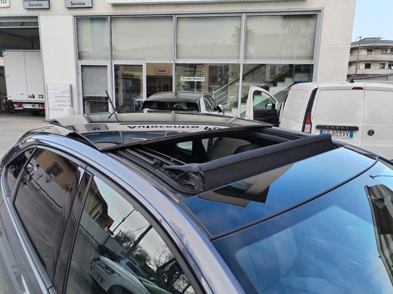 Volkswagen Taigo 1.0 TSI 110 CV R-Line