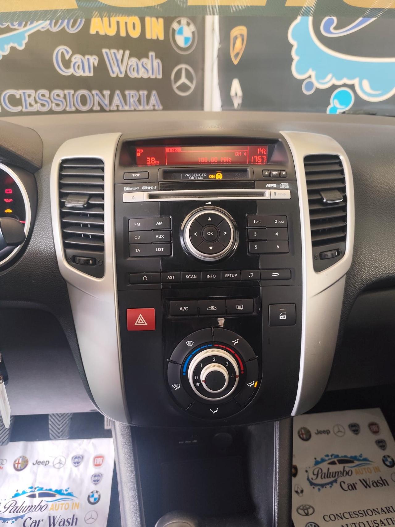 Kia Venga 1.4 CRDi 90CV CROSSOVER