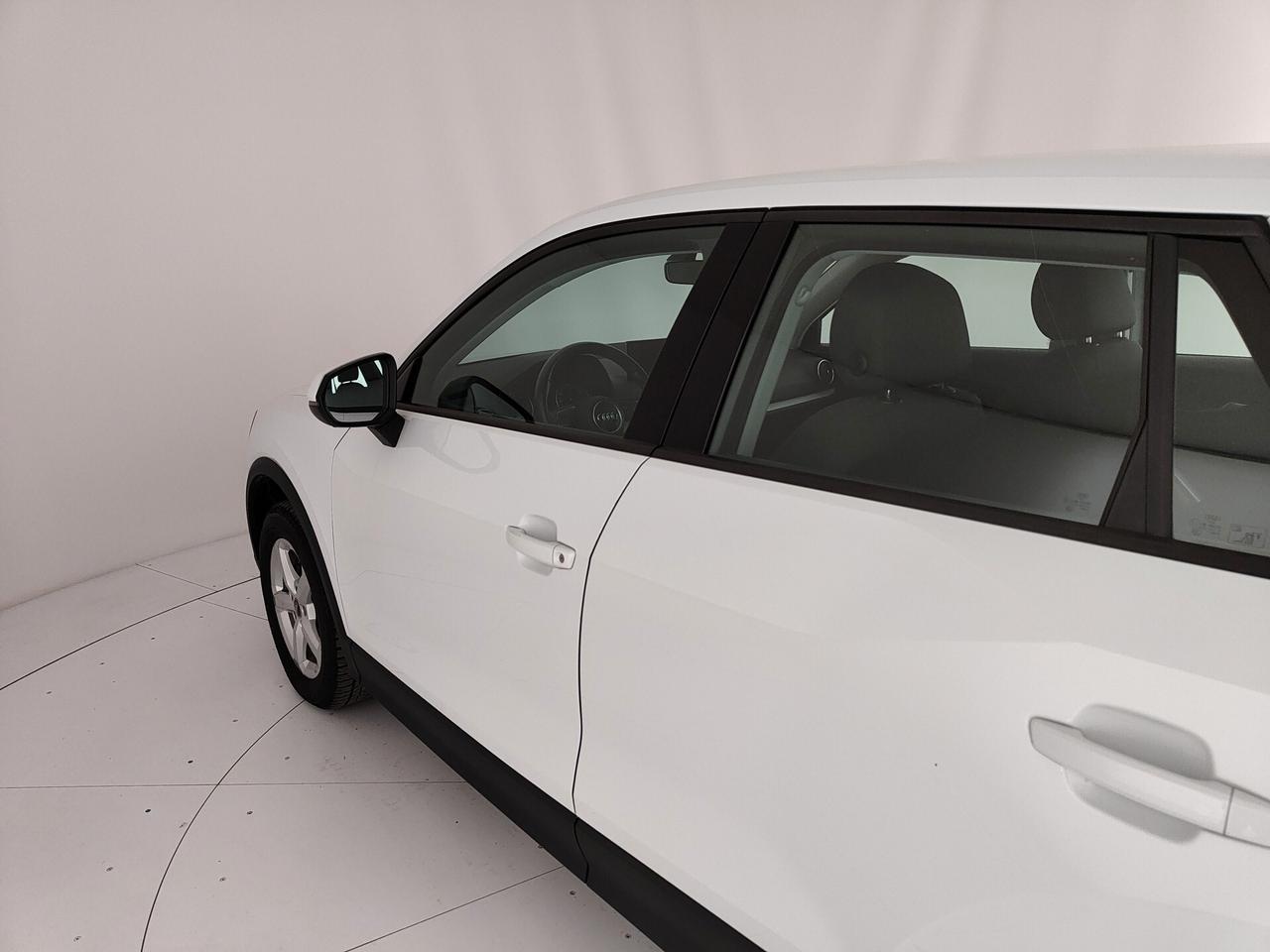 Audi Q2 35 TDI S tronic Business