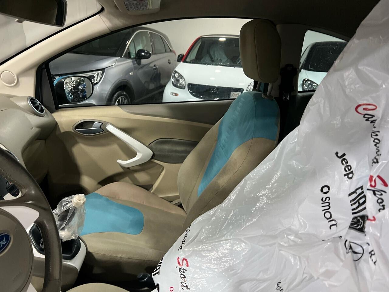 NUOVA FORD KA TITANIUM 1.2 BENZ 70CV