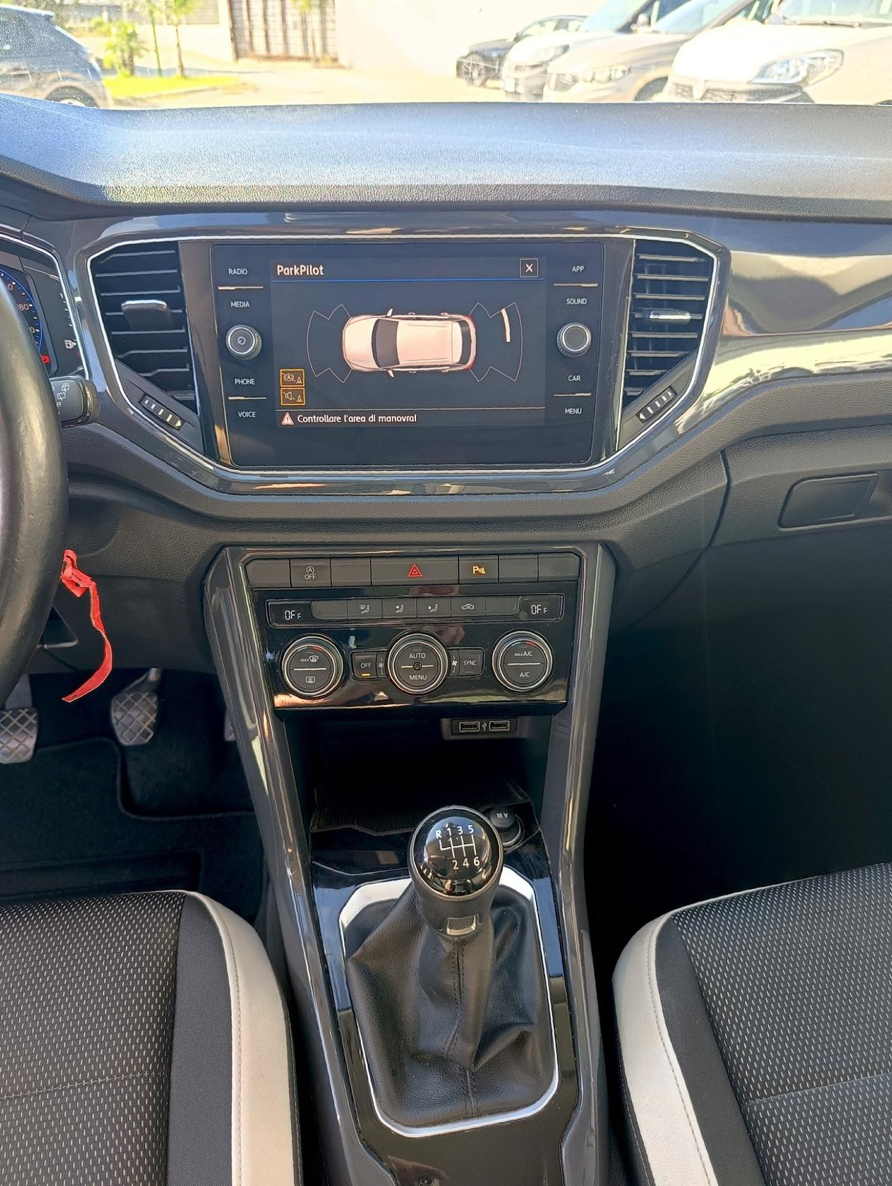 Volkswagen T-Roc 1.6 TDI SCR Advanced BlueMotion Technology - 2020