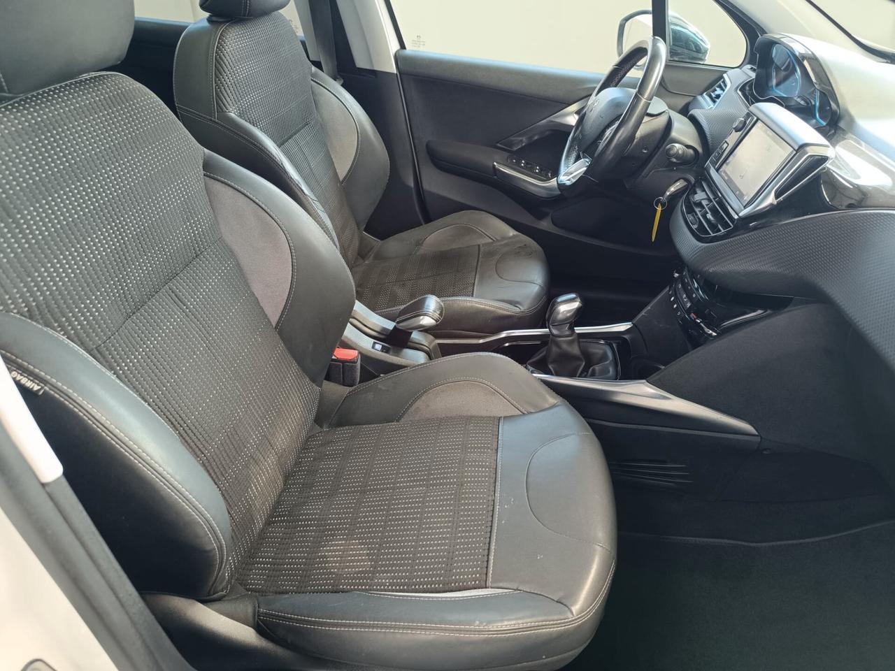 Peugeot 2008 1.6 e-HDi 92 CV Stop&Start Allure