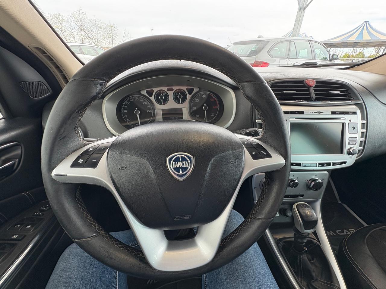 Lancia Delta 1.6 MJT DPF Oro