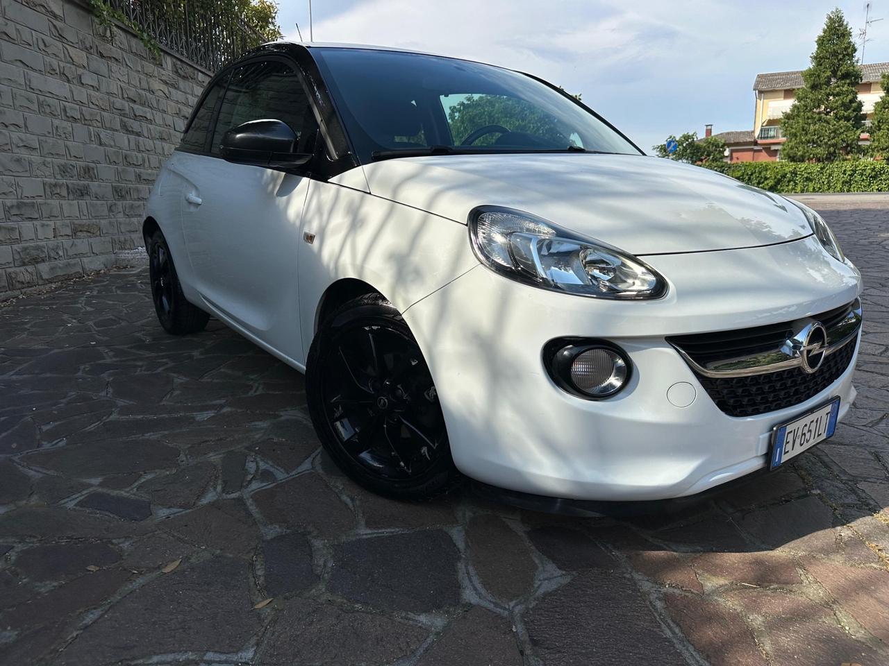 Opel Adam 1.4 87 CV GPL Tech White/Black Link