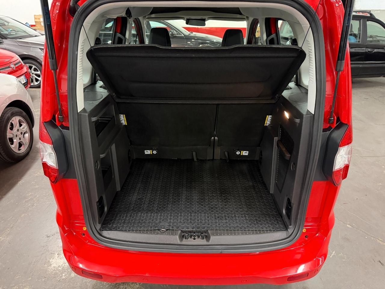 Ford Tourneo Courier 1.0 EcoBoost 100 CV Plus