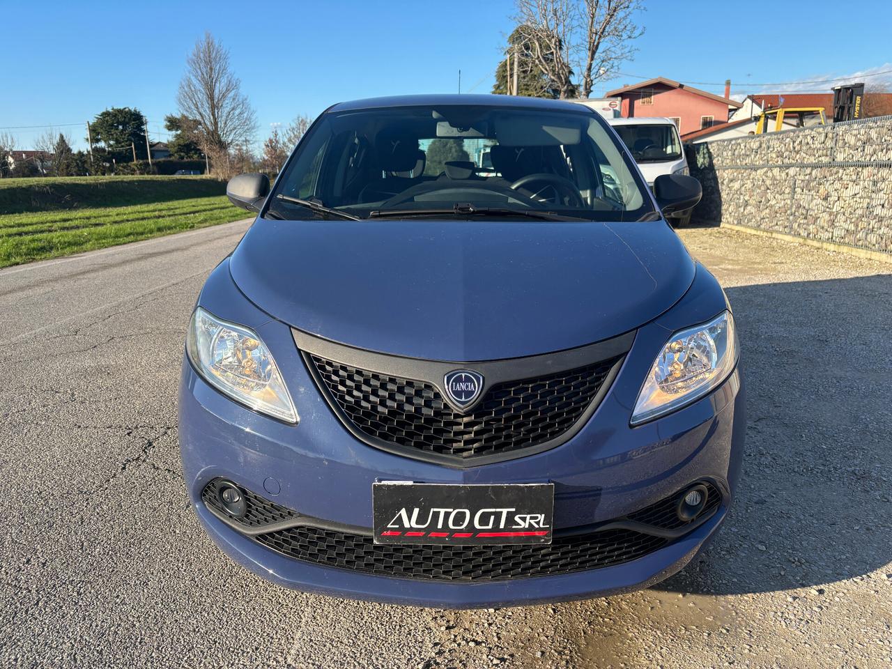 Lancia Ypsilon 1.2 69 CV 5 porte Mya
