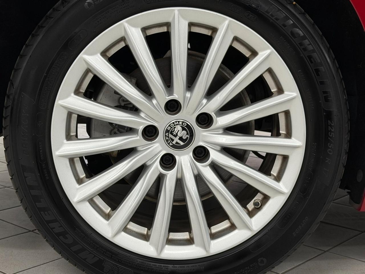 Alfa Romeo Giulia 2.2 TD 190 CV SUPER BUSINESS RETROCAMERA PERFETTA