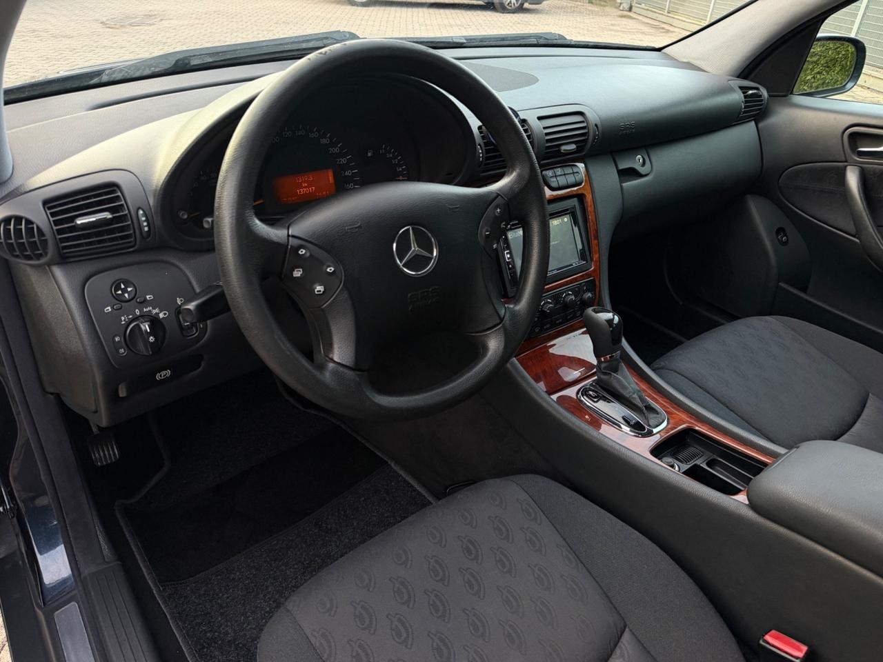 Mercedes-Benz C 220 CDI Automatica – 136.000 km