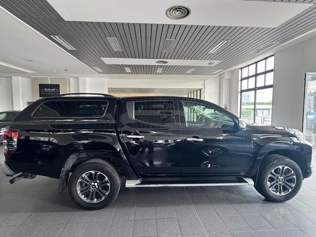 Mitsubishi L200 2.3 D Double Cab 4x4 Super Select Diamond