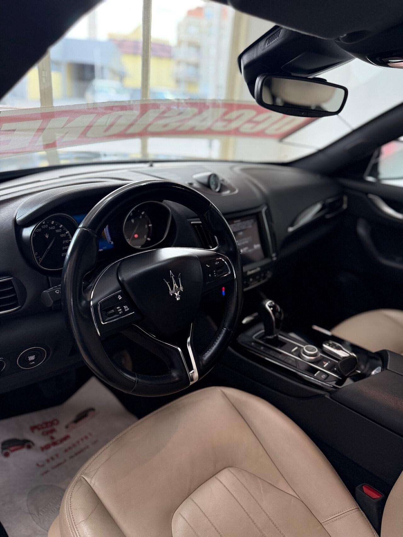 Maserati Levante Granlusso