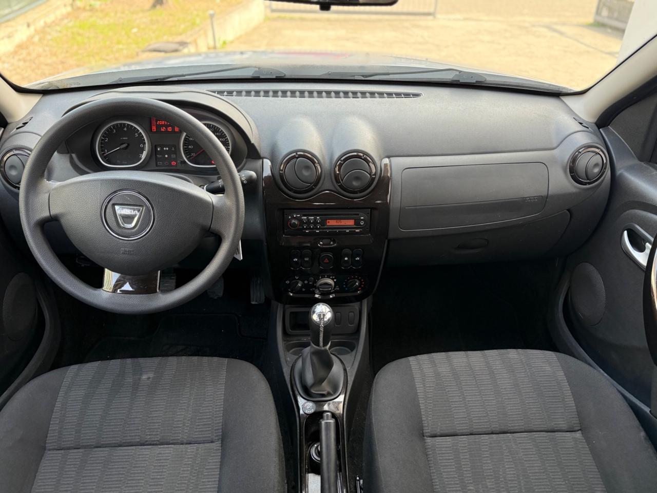 Dacia Duster 1.6 GPL DI SERIE 2032 GANCIO NEOPATENTATU