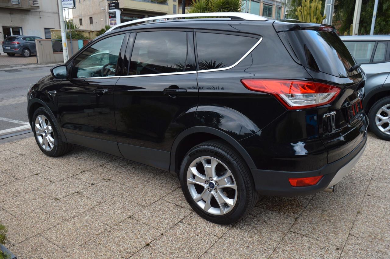 Ford Kuga 2.0 TDCI 120 CV S&S 2WD Titanium