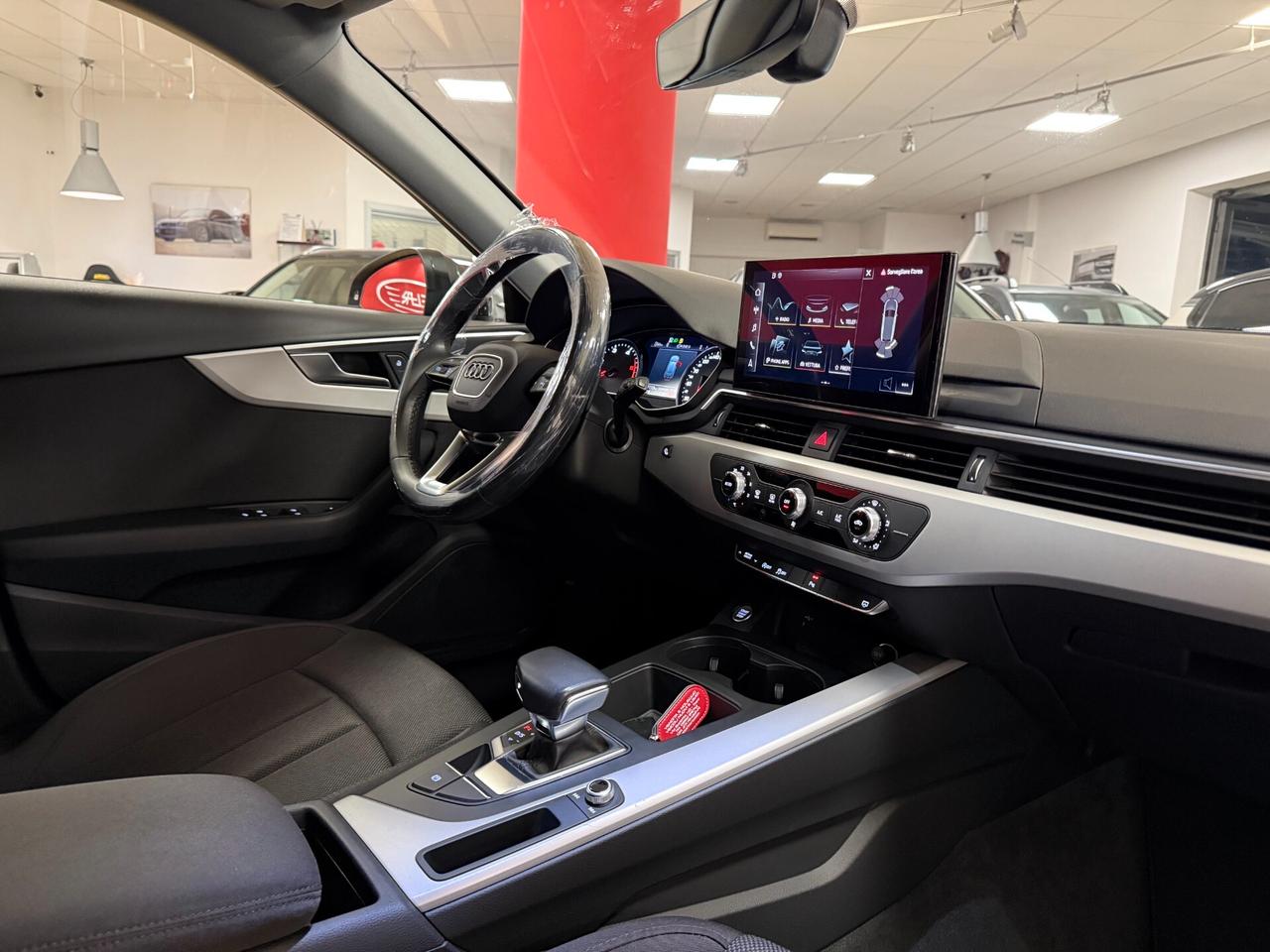 Audi A4 Avant 35 TDI/163 CV S tronic Business Advanced