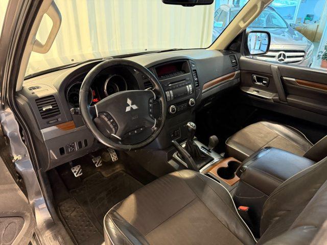 MITSUBISHI Pajero 3.2 DI-D 16V 3p. Intense DPF *NUR HÄNDLER