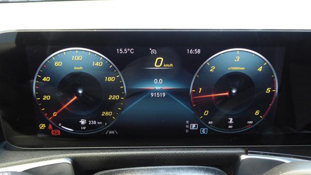 MERCEDES-BENZ GLB 200 d Automatic Sport