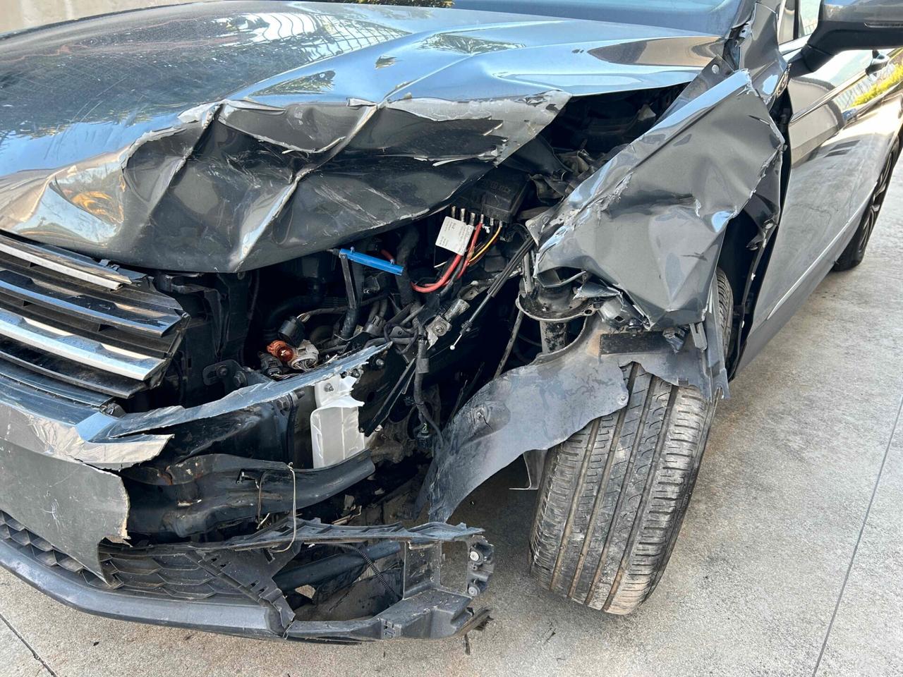 VW Tiguan 2.0 TDI 150CV DSG - 2019 Incidentata
