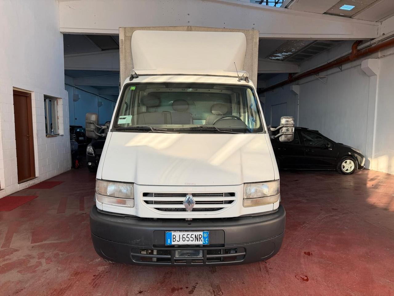 Renault Mascott 2800