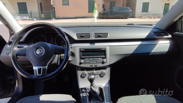 VOLKSWAGEN Passat Variant 2.0 TDI Highline BlueM