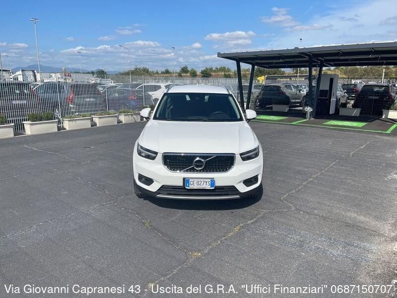 Volvo XC40 T2 Momentum Pro