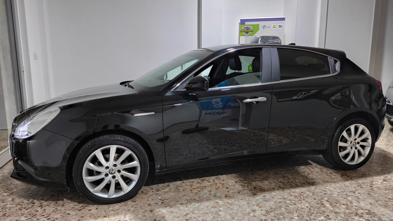 Alfa Romeo Giulietta 1.6 JTDm-2 105 CV Exclusive