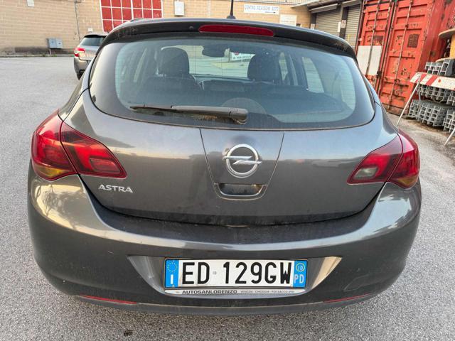 OPEL Astra 1.6 115CV 5p Elective senza nessun lavoro da fare