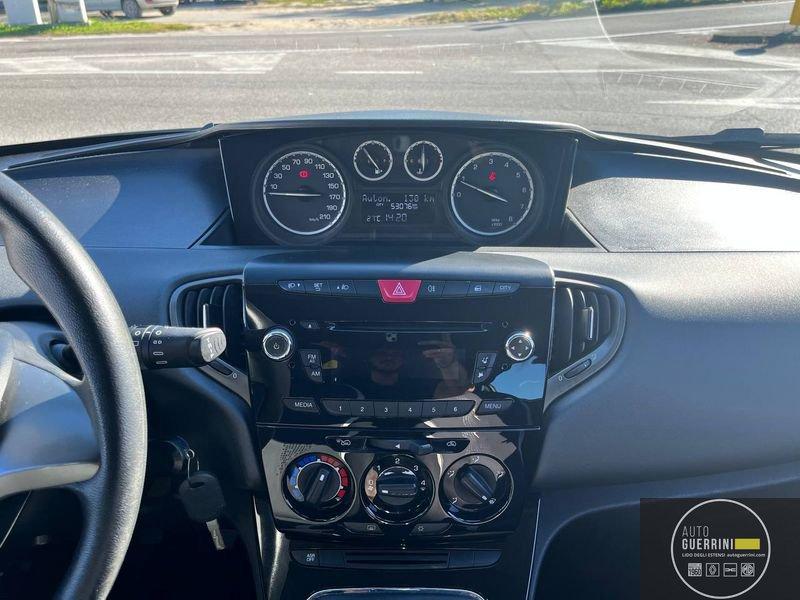Lancia Ypsilon Ypsilon 1.2 69 CV 5 porte Elefantino