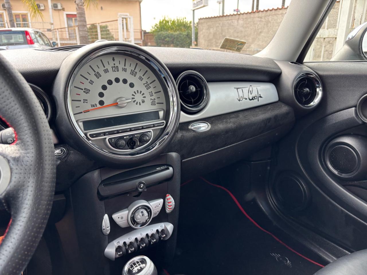 MINI COOPER D 1.6 109CV PERFETTO