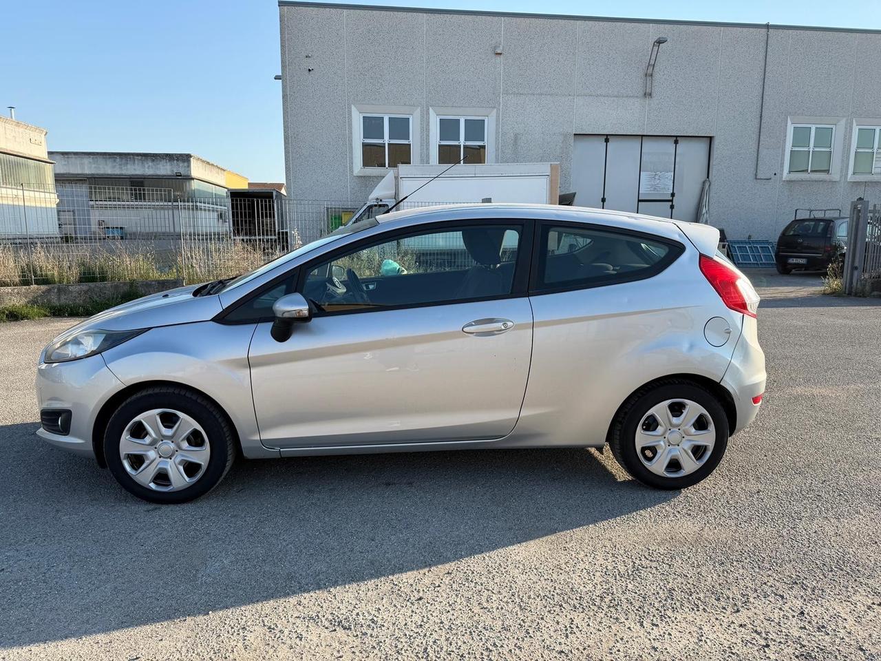 Ford Fiesta 1.6 TDCi Titanium GRANDINATA