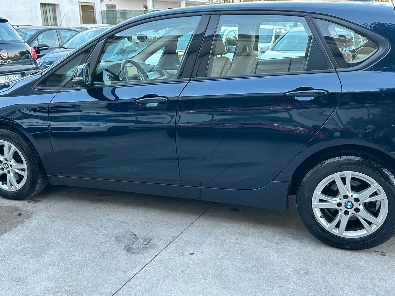 Bmw 216 218d Active Tourer Sport con cambio manuale
