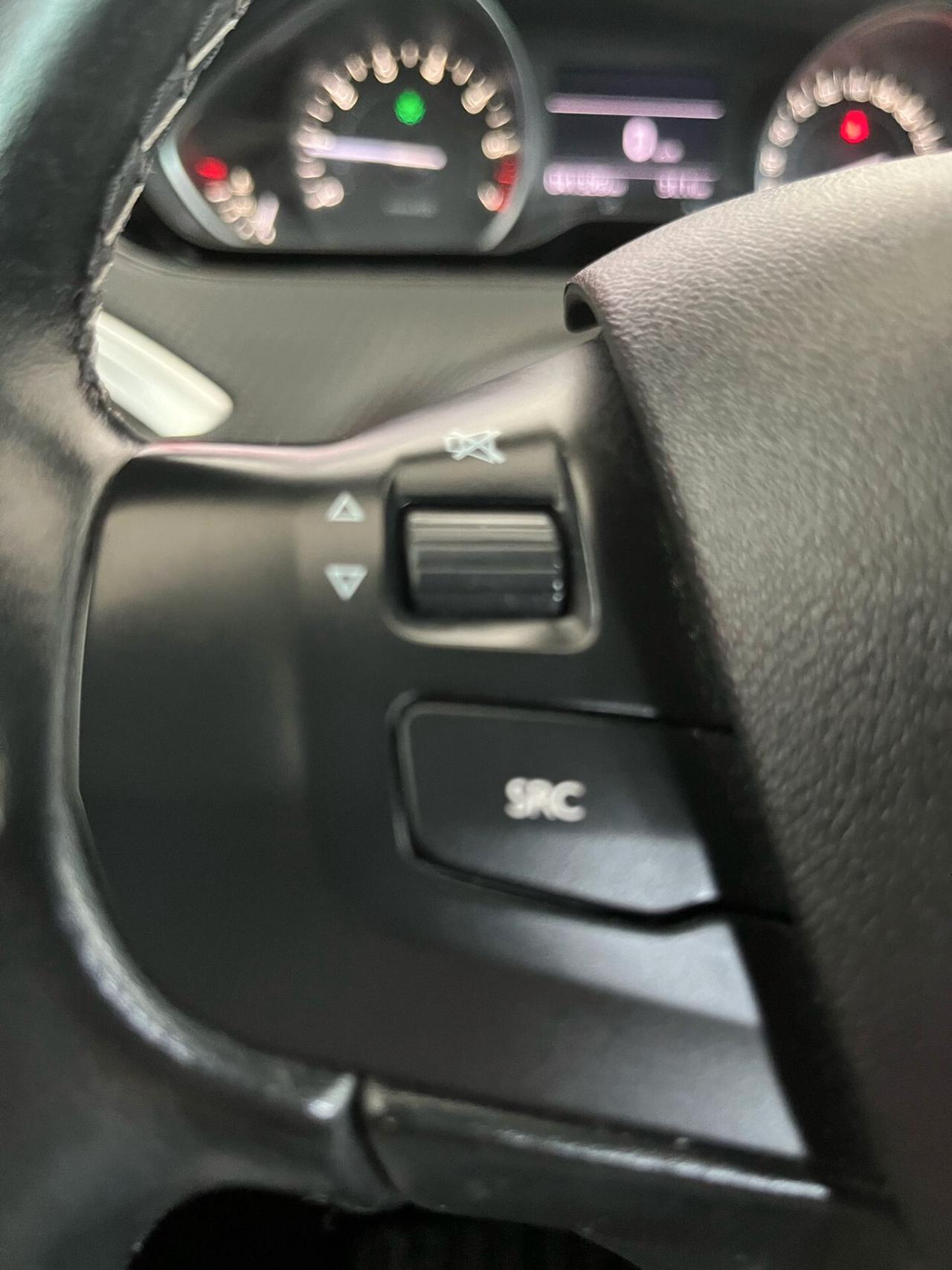 Peugeot 208 PureTech 82 5 porte Allure