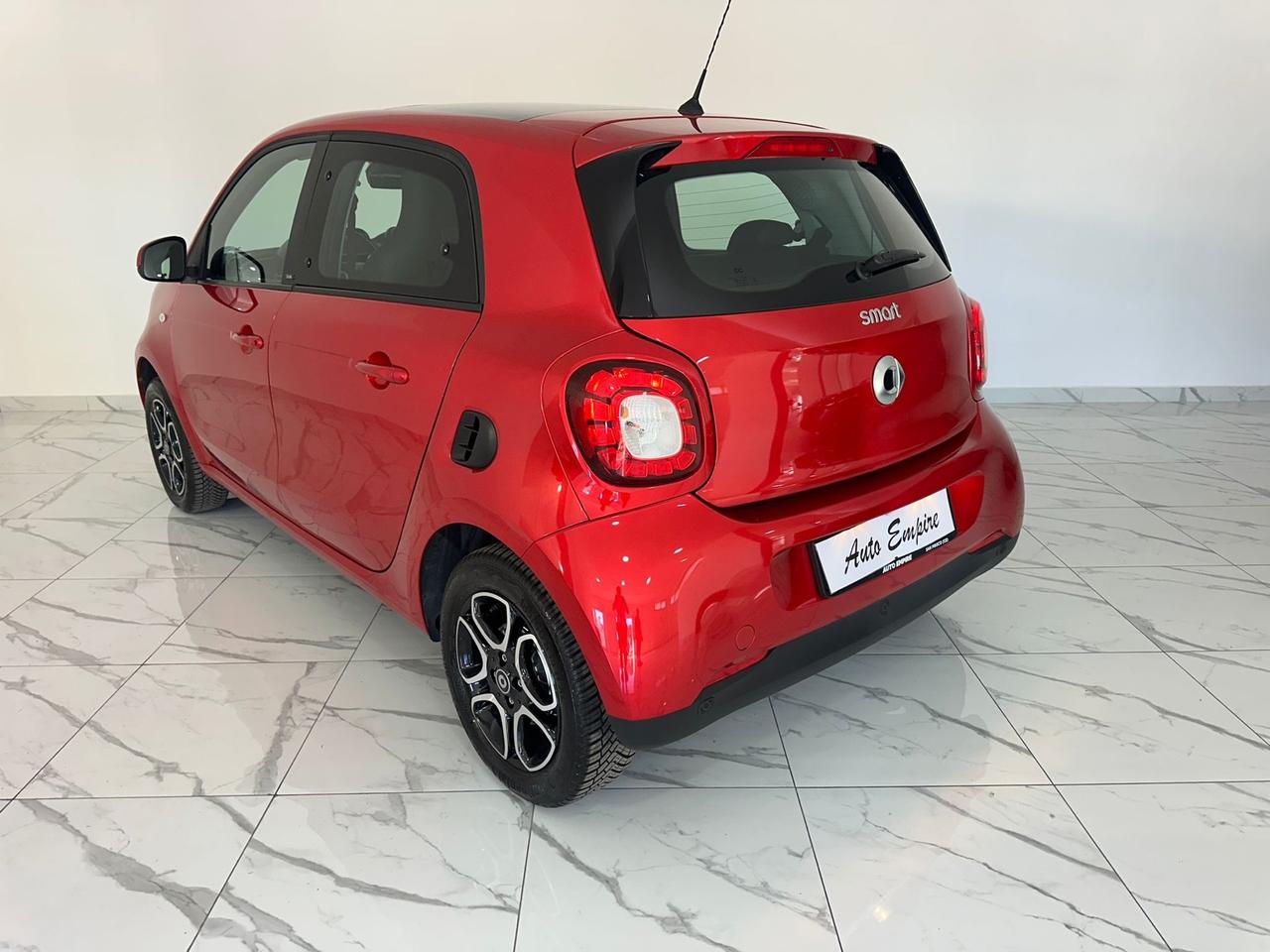 SMART FORFOUR PRIME AUTOMATICA 31.000 KM LED/PELLE/TETTO