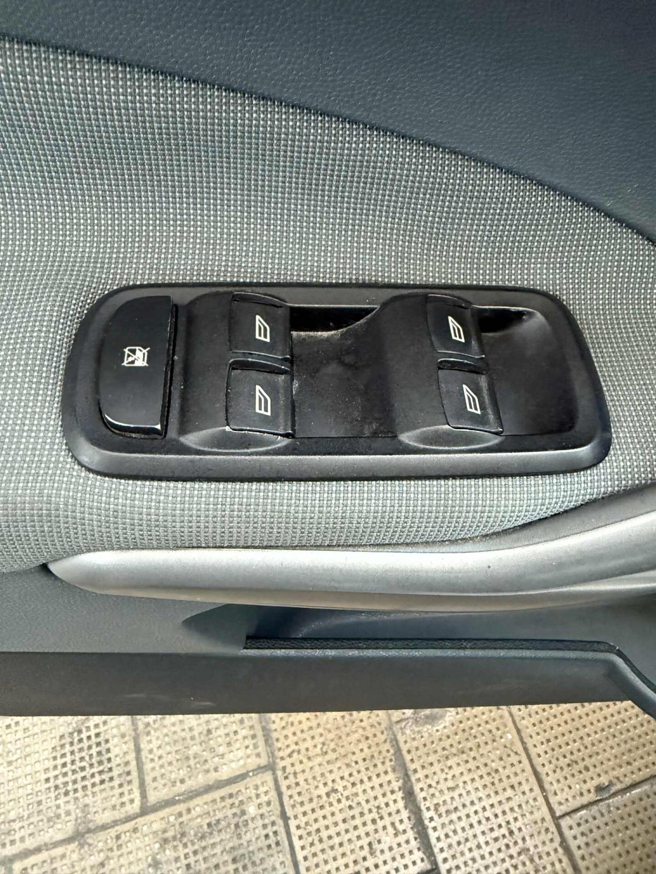 Ford Fiesta, 1.2 Benz, Euro 5, si neop, garanzia