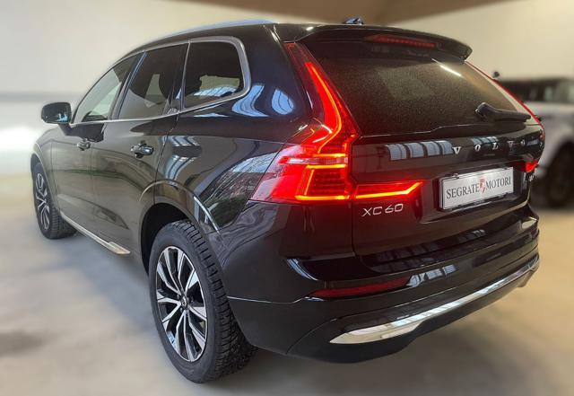 VOLVO XC60 B4 (d) AWD automatico Plus Bright