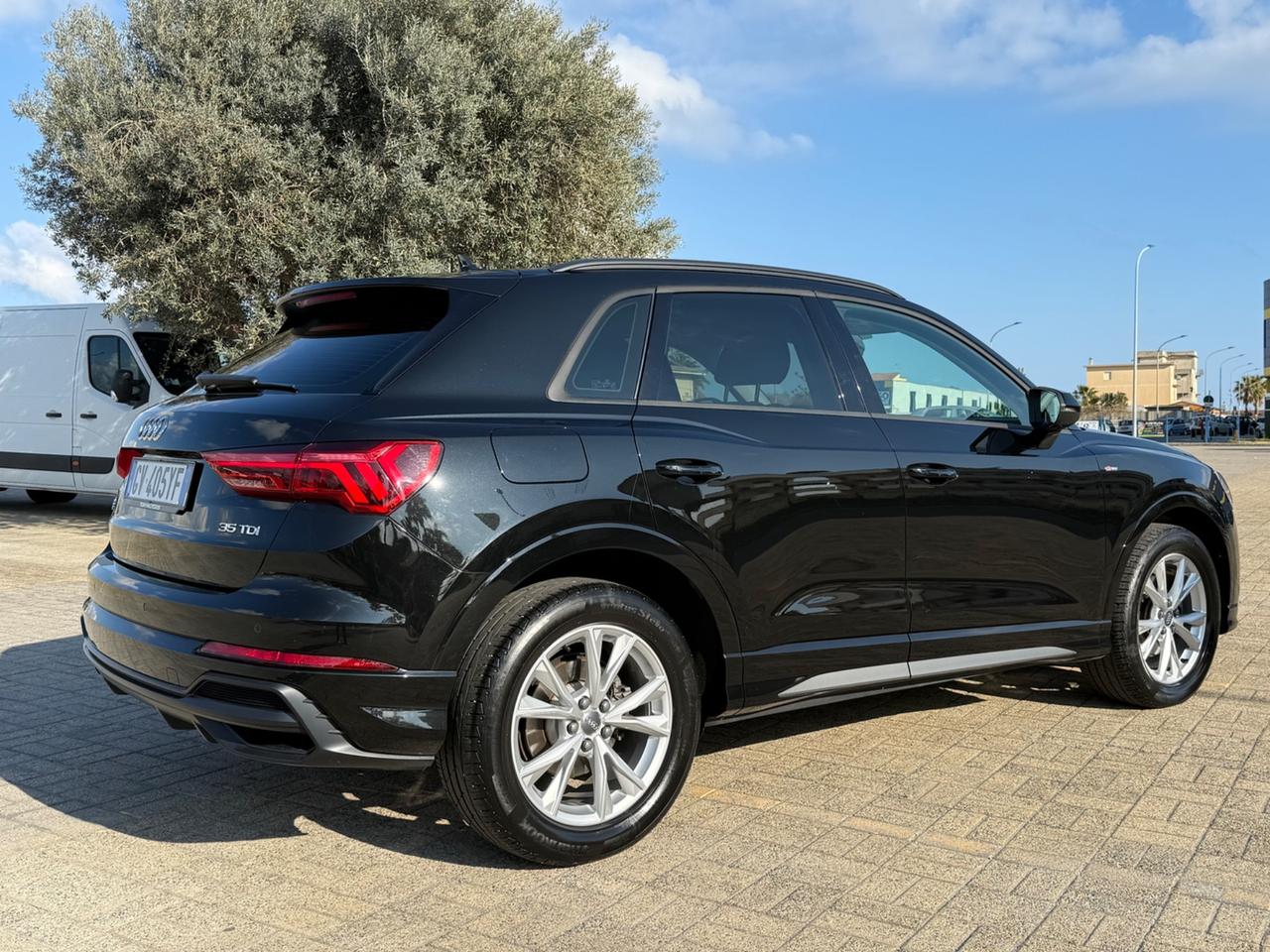 Audi Q3 35 TDI S tronic S line