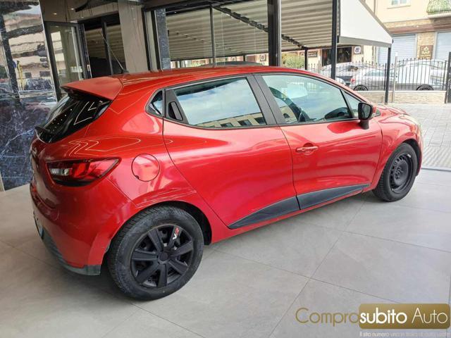 RENAULT Clio 1.2 75CV 5 porte Live