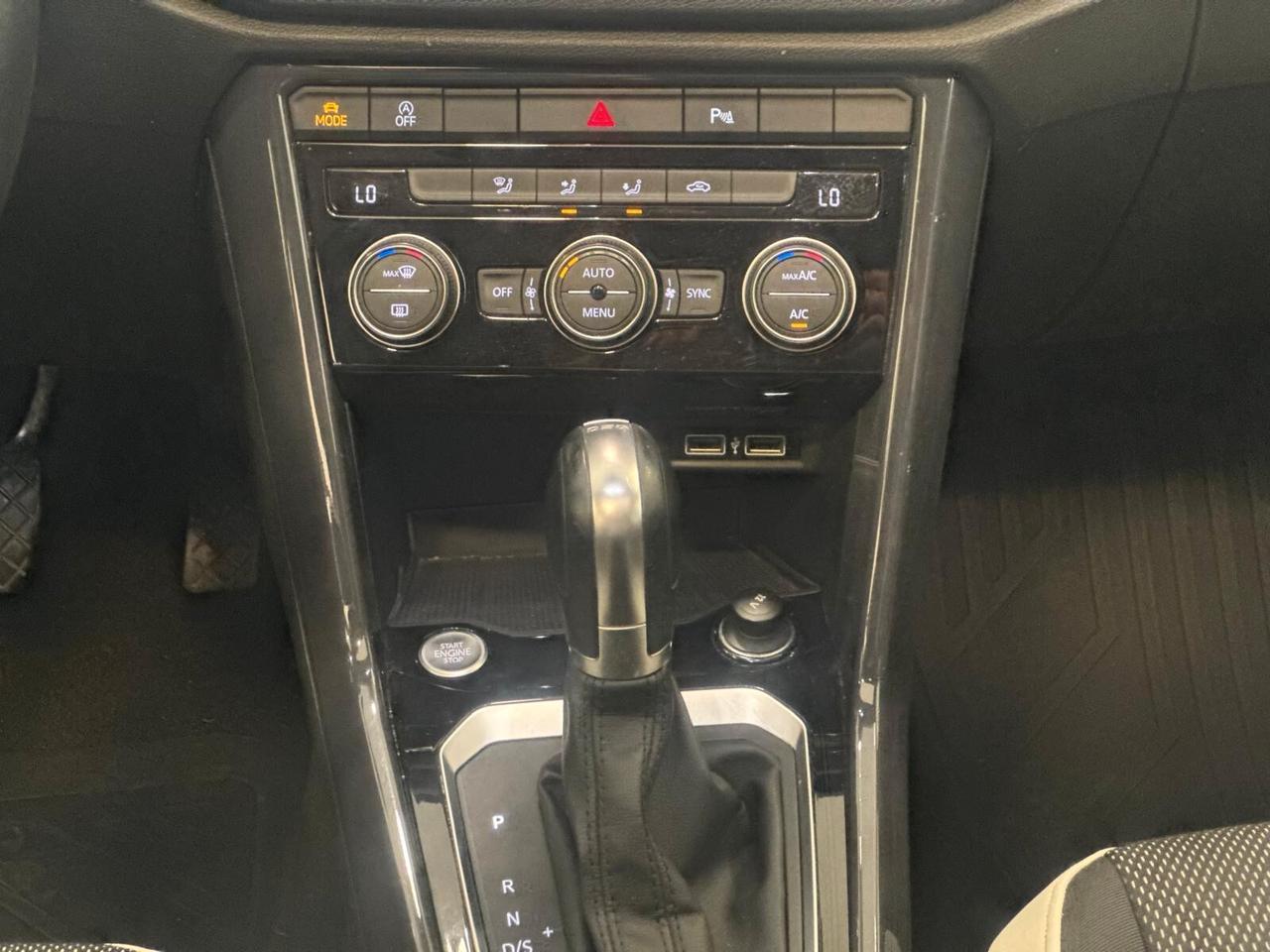 Volkswagen T-Roc 1.5 TSI DSG tetto solo 80000km
