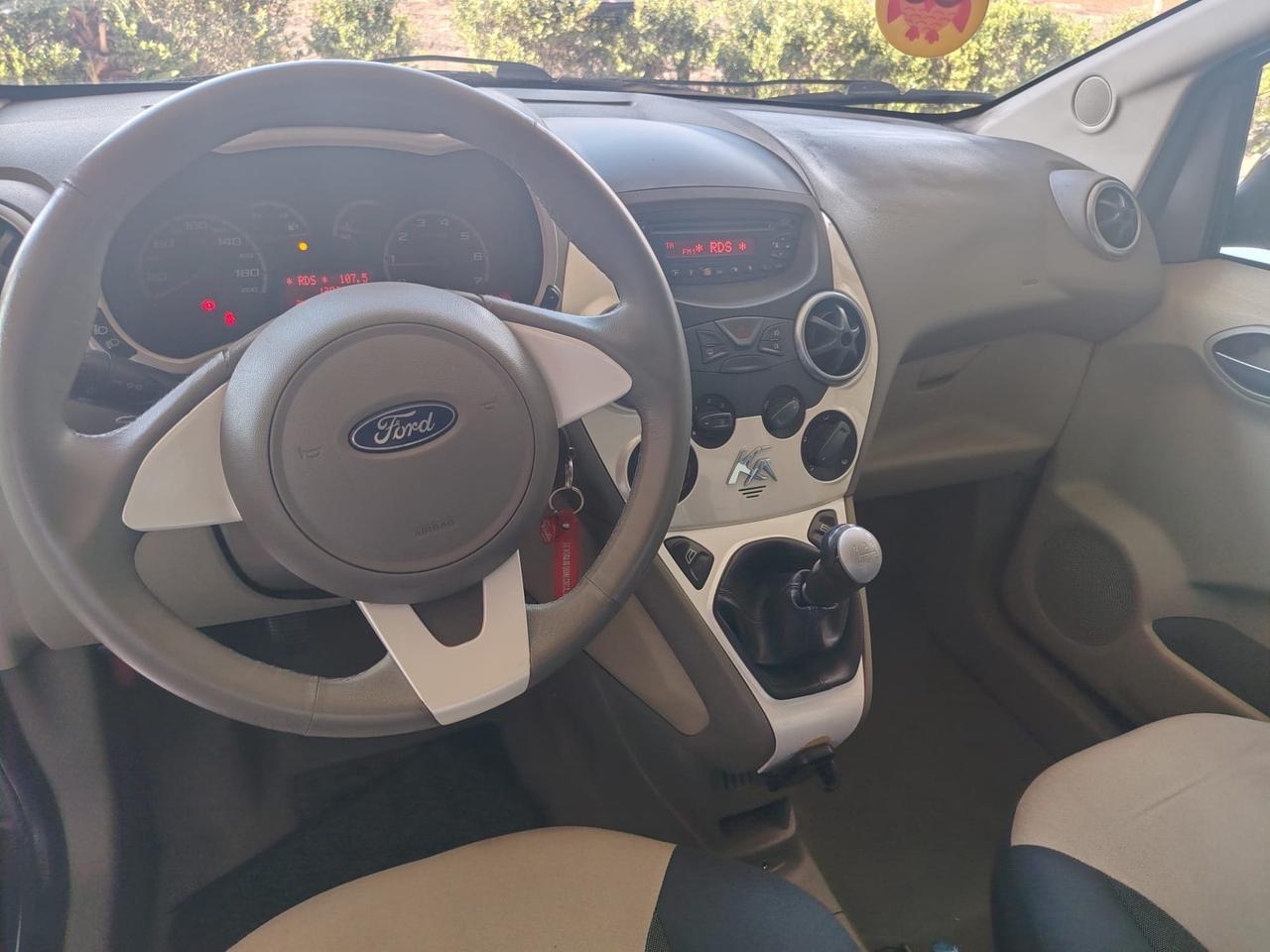 Ford Ka 1.2 8V 69CV Titanium