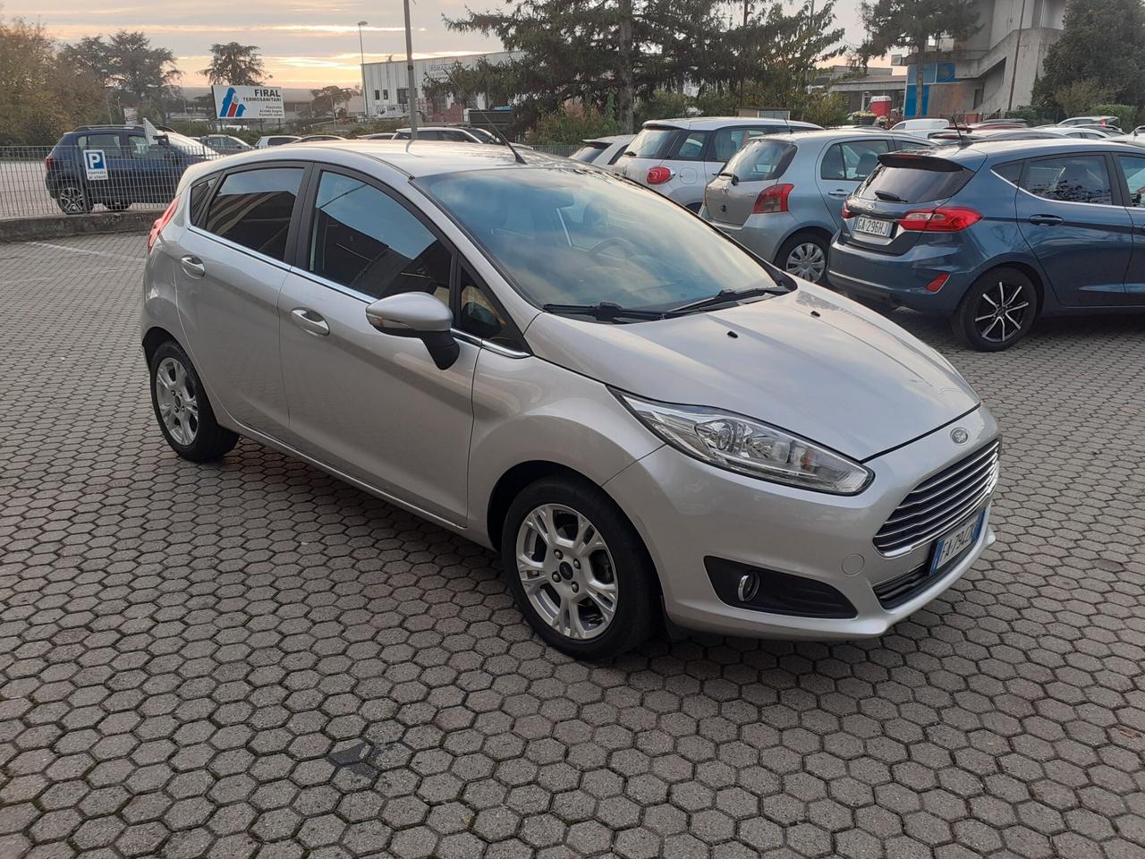 Ford Fiesta 1.5 TDCi 75CV 5 porte Titanium
