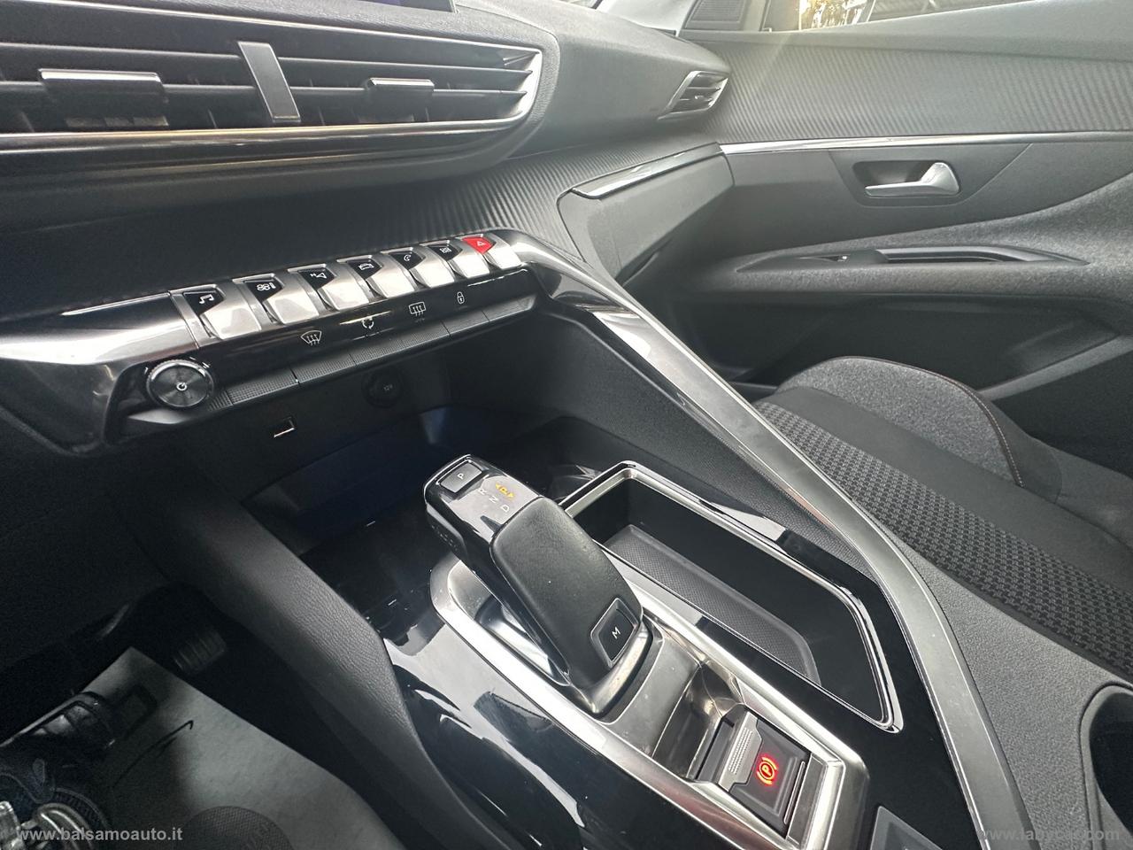 PEUGEOT 3008 BlueHDi 130 S&S EAT8 Allure