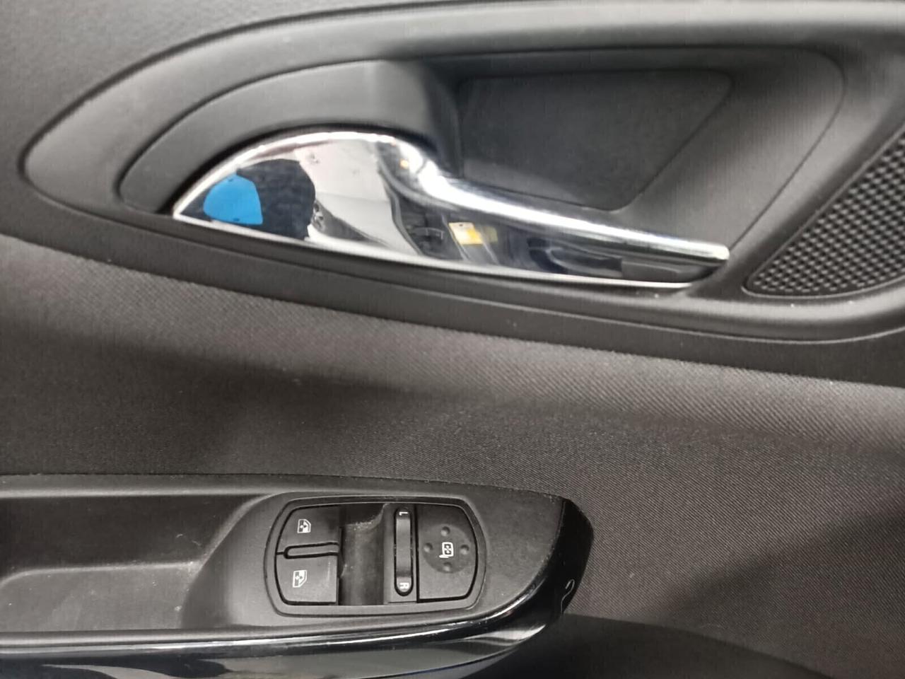 Opel Corsa 1.4 90CV GPL Tech 5 porte Advance GPL